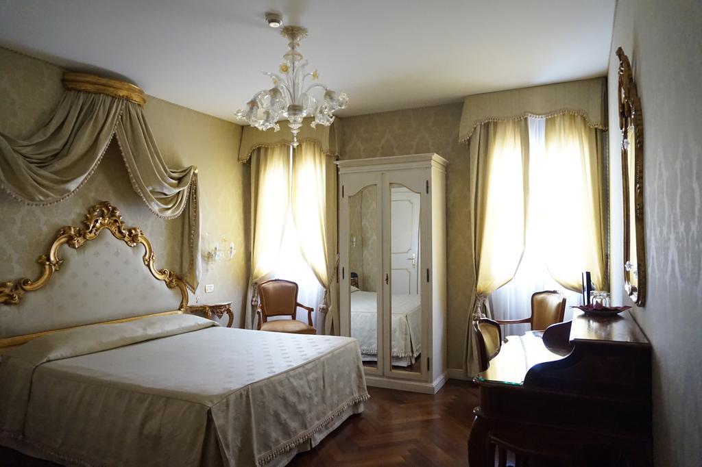 Hotel Orsaria Velence Kültér fotó