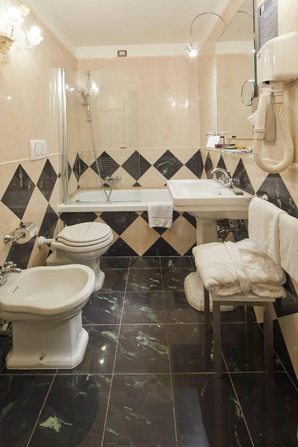 Hotel Orsaria Velence Kültér fotó