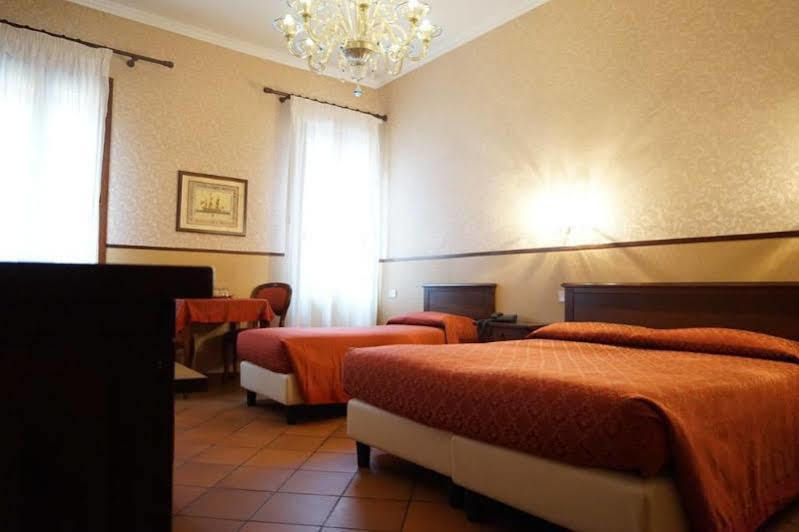 Hotel Orsaria Velence Kültér fotó